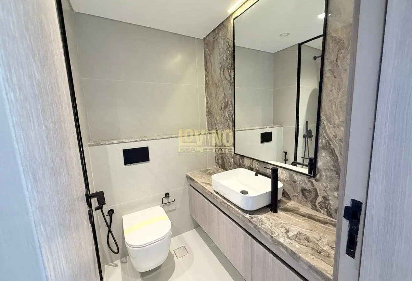 Vastu Unit | Brand New | Ready to Move