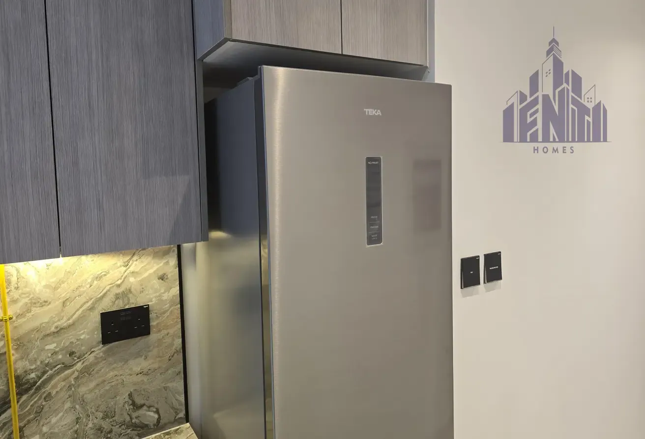 Brand New Studio Apartment in Liwan