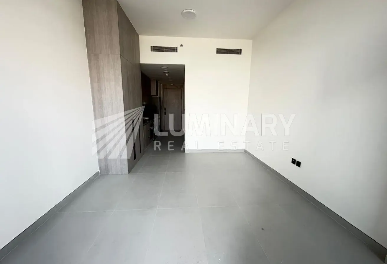 Brand new open view kitchen appliances all ameniti