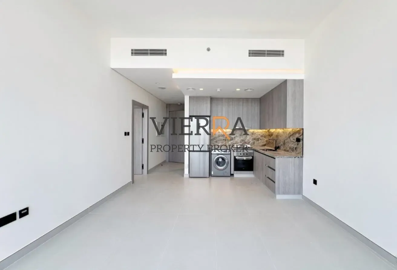 Brand New l Ready To Move In l Open View
