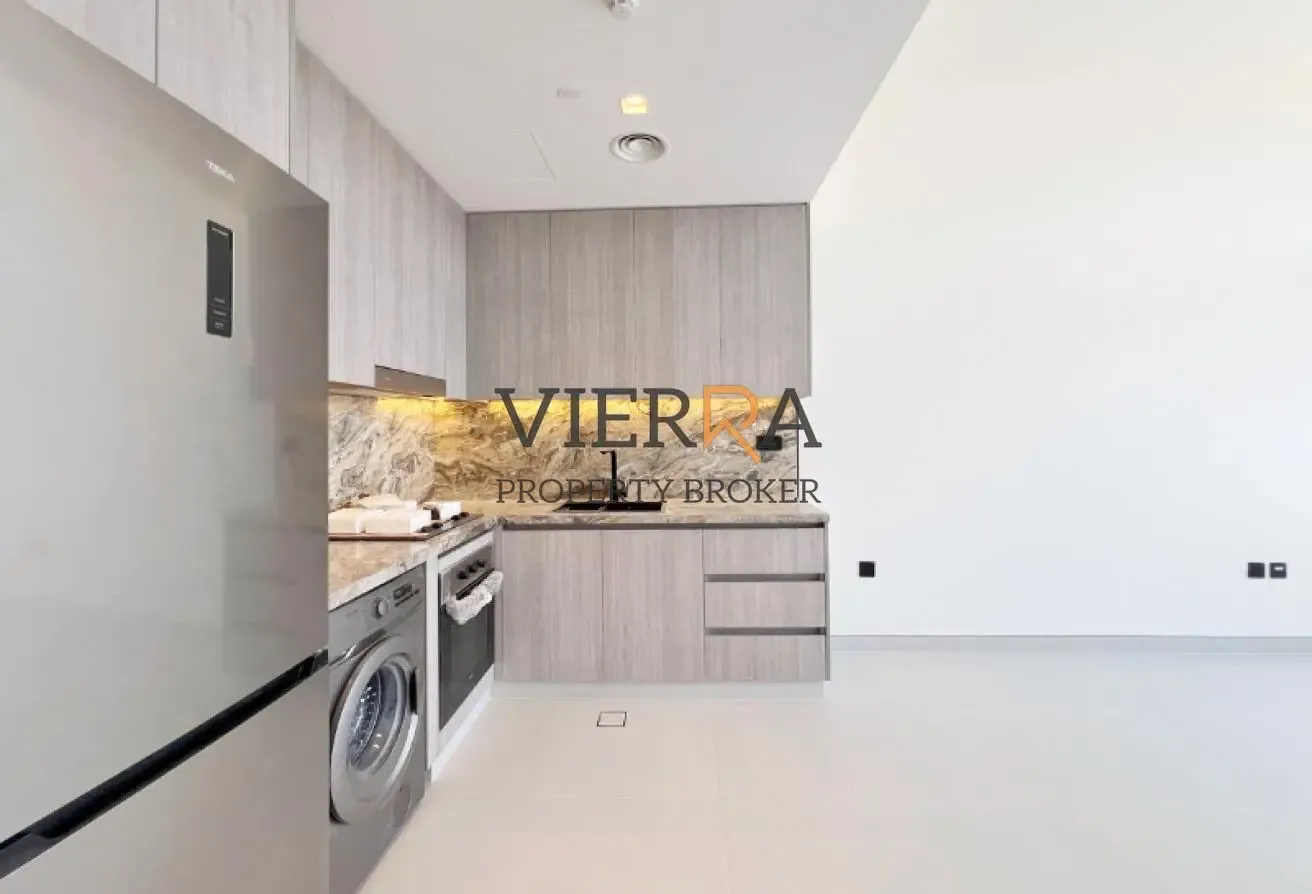 Brand New l Ready To Move In l Open View