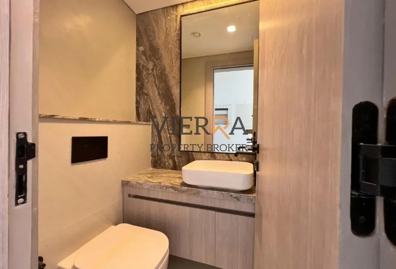 Brand New l Ready To Move In l Open View