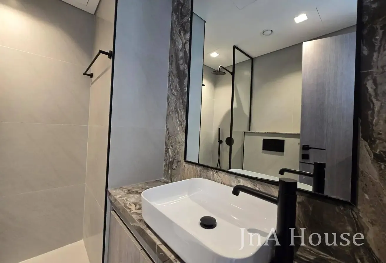 BRAND NEW I FULLY EQUIPPED KITCHEN I AMAZING AMENITIES