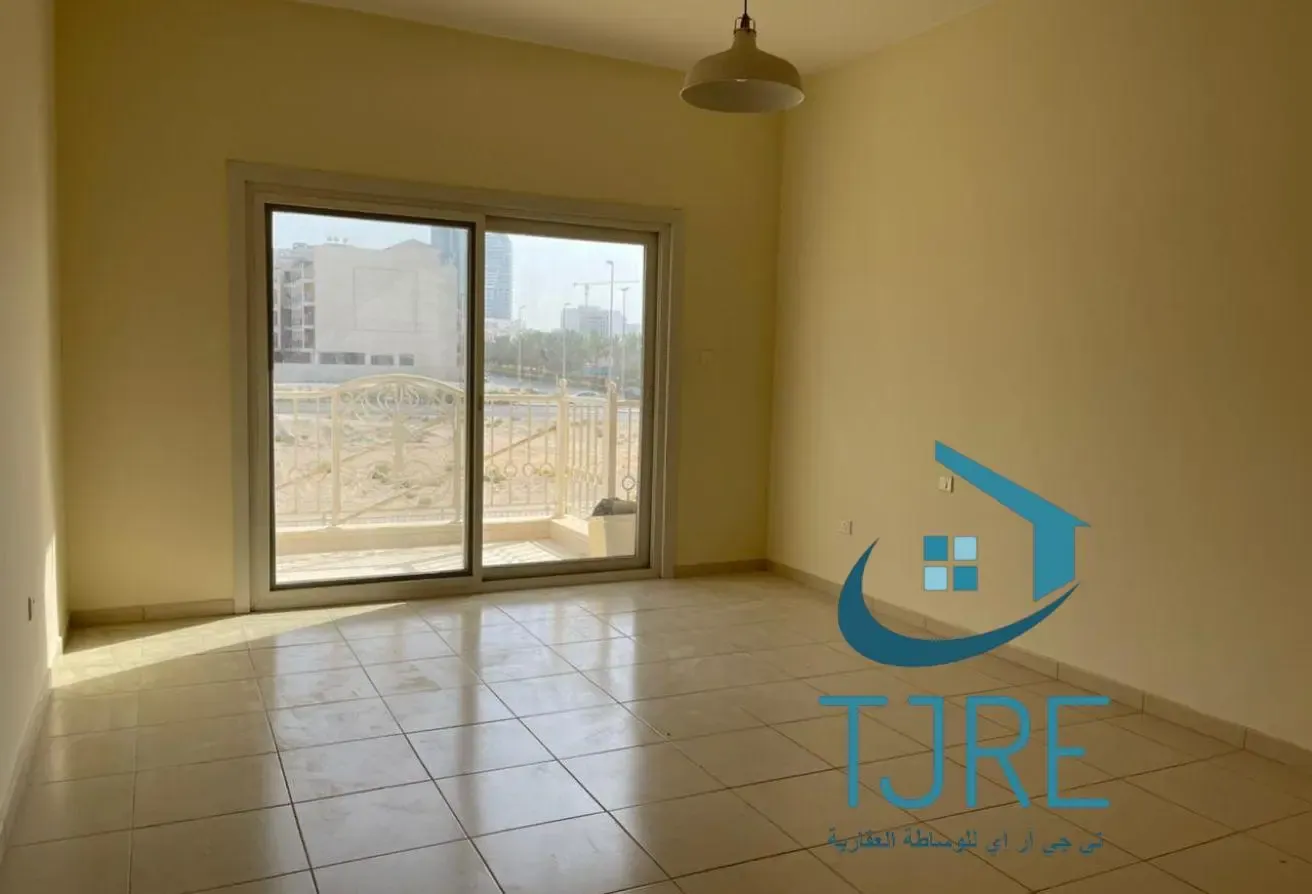 Prime Location Ready to Move In Premium Amenities
