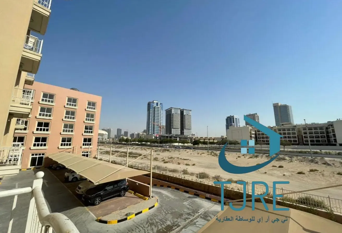 Prime Location Ready to Move In Premium Amenities