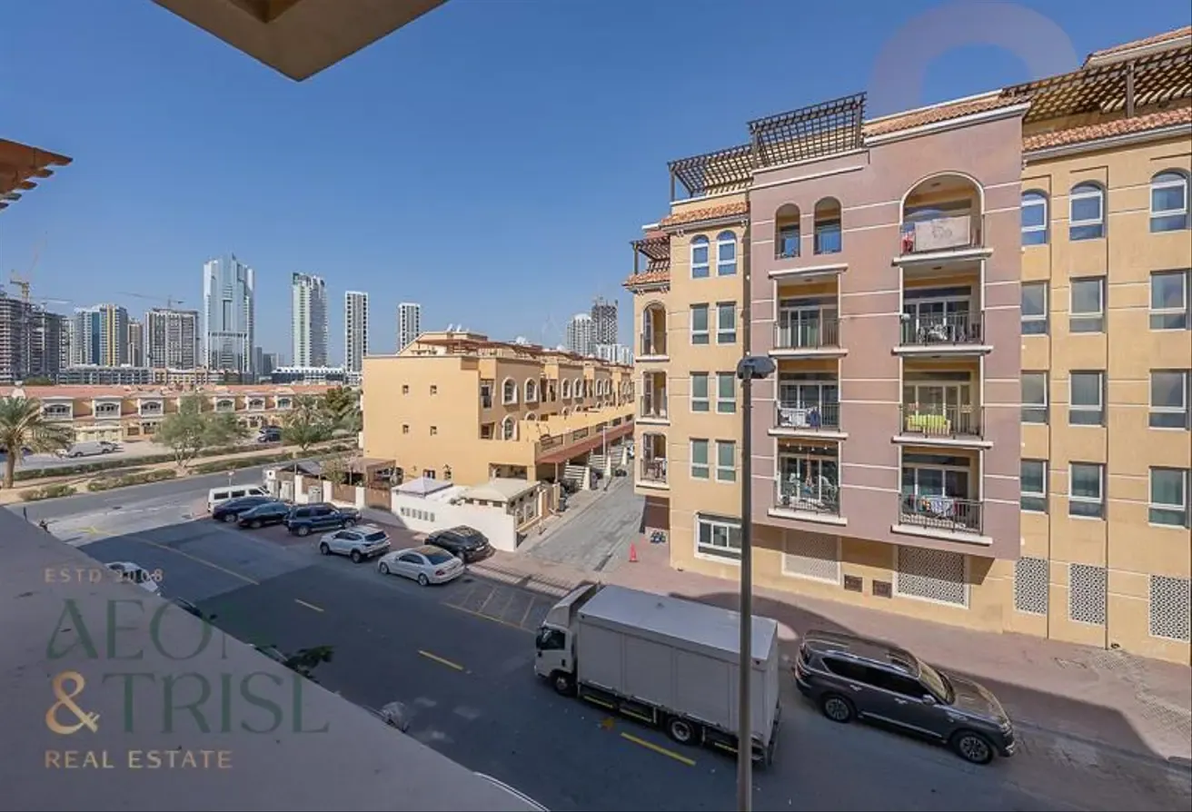 Fully Furnished | Prime Location | Multiple Option