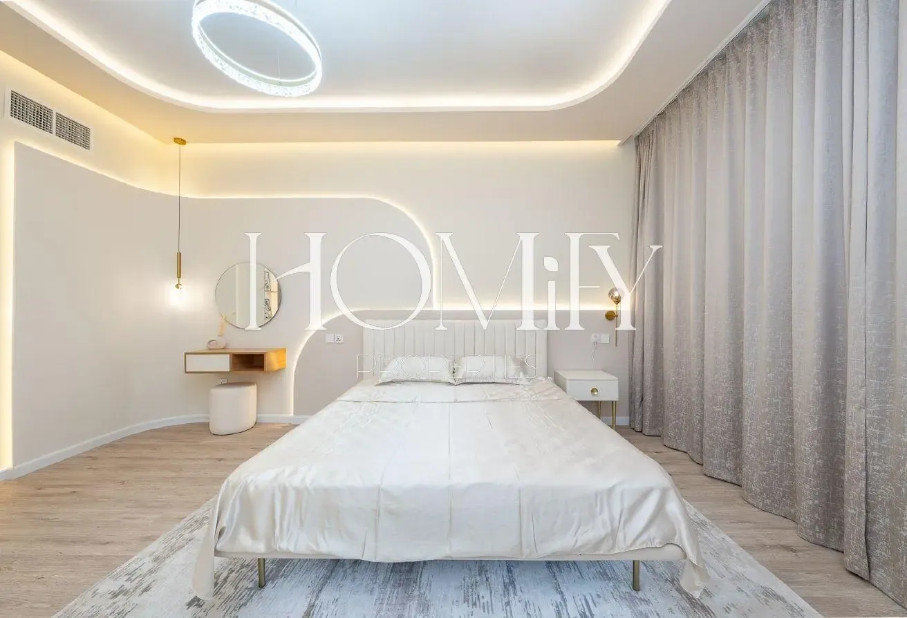 Huge Layout | Fully Furnished | Ready to Move in