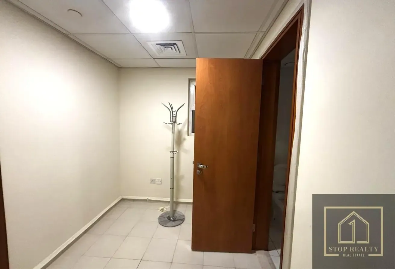 SPACIOUS 2 BEDROOM | VACANT | UNFURNISHED