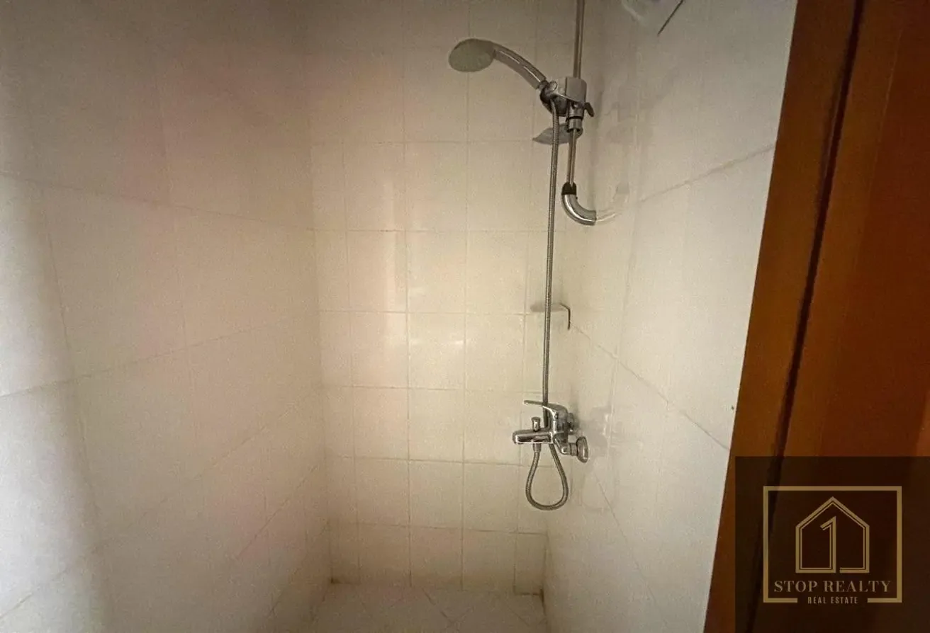 SPACIOUS 2 BEDROOM | VACANT | UNFURNISHED