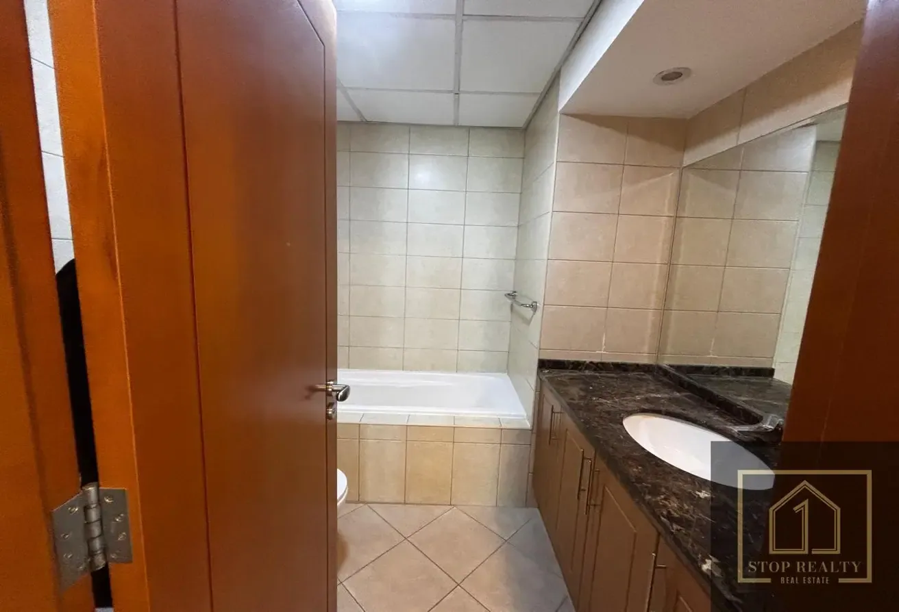 SPACIOUS 2 BEDROOM | VACANT | UNFURNISHED