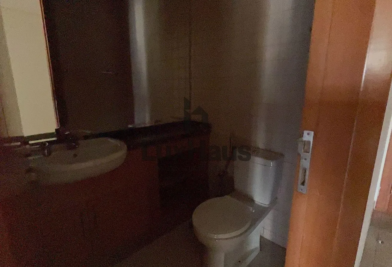 Huge 2 B/R + Maid | Vacant | Low Floor | Lake View