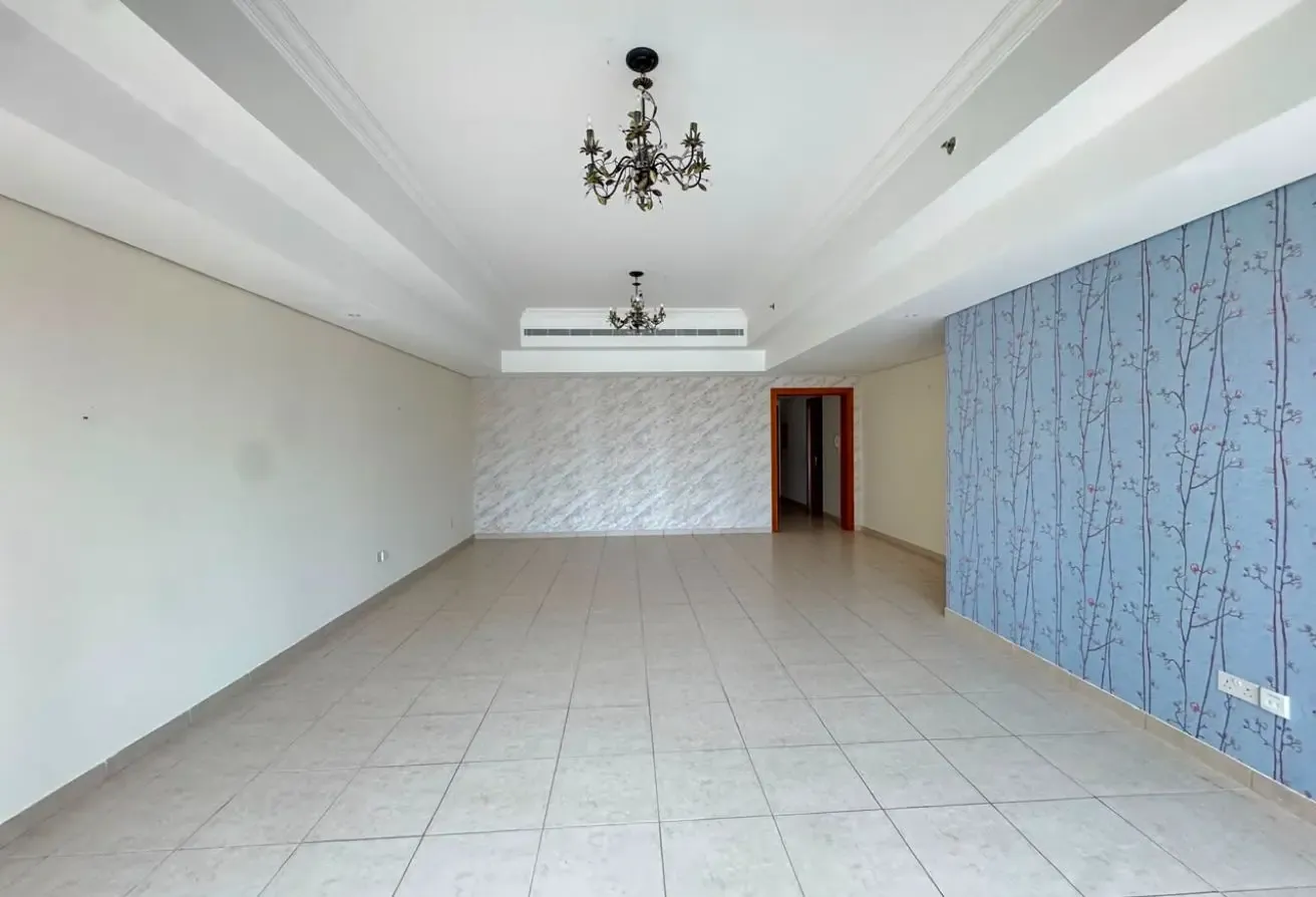 2BHK + MAID & LAUNDARY| 2 BALCONIES| MARINA VIEW|