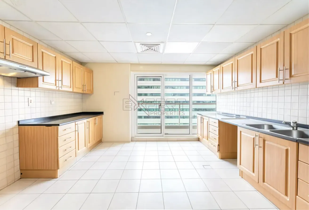 Spacious 2BR | Stunning Canal View |Bright & Airy