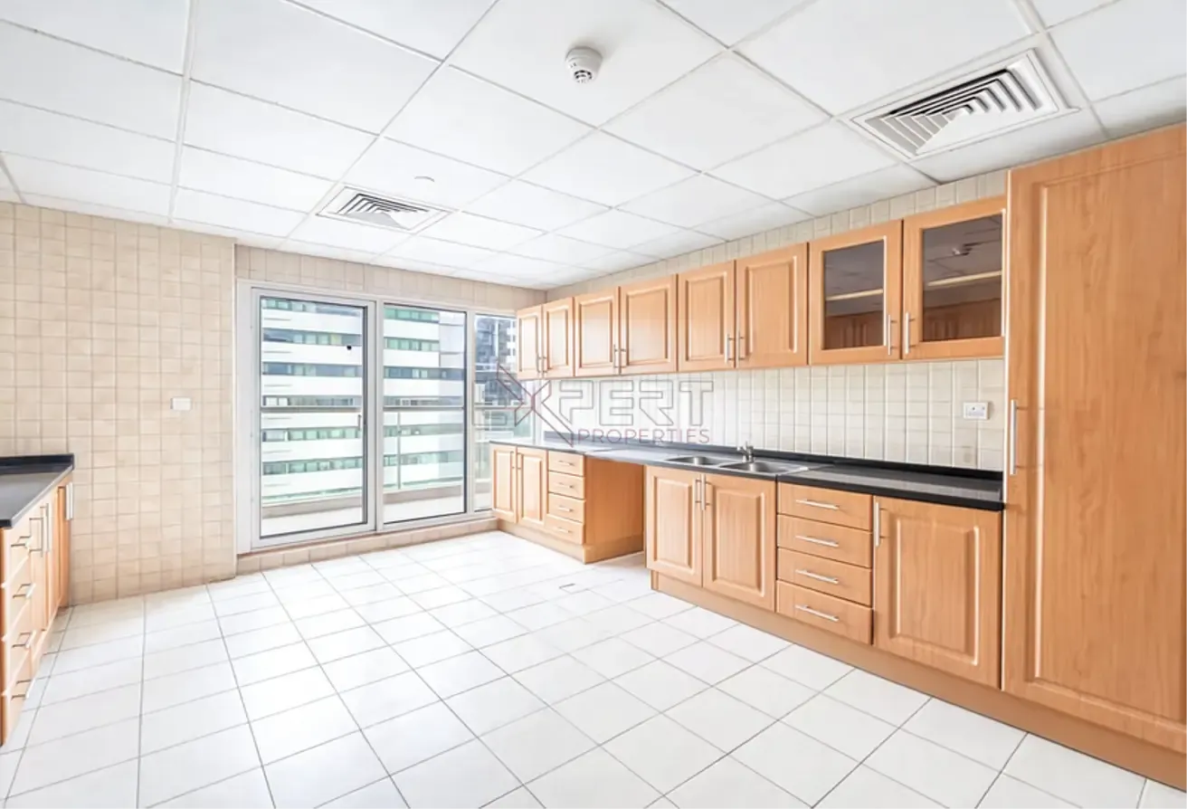 Spacious 2BR | Stunning Canal View |Bright & Airy