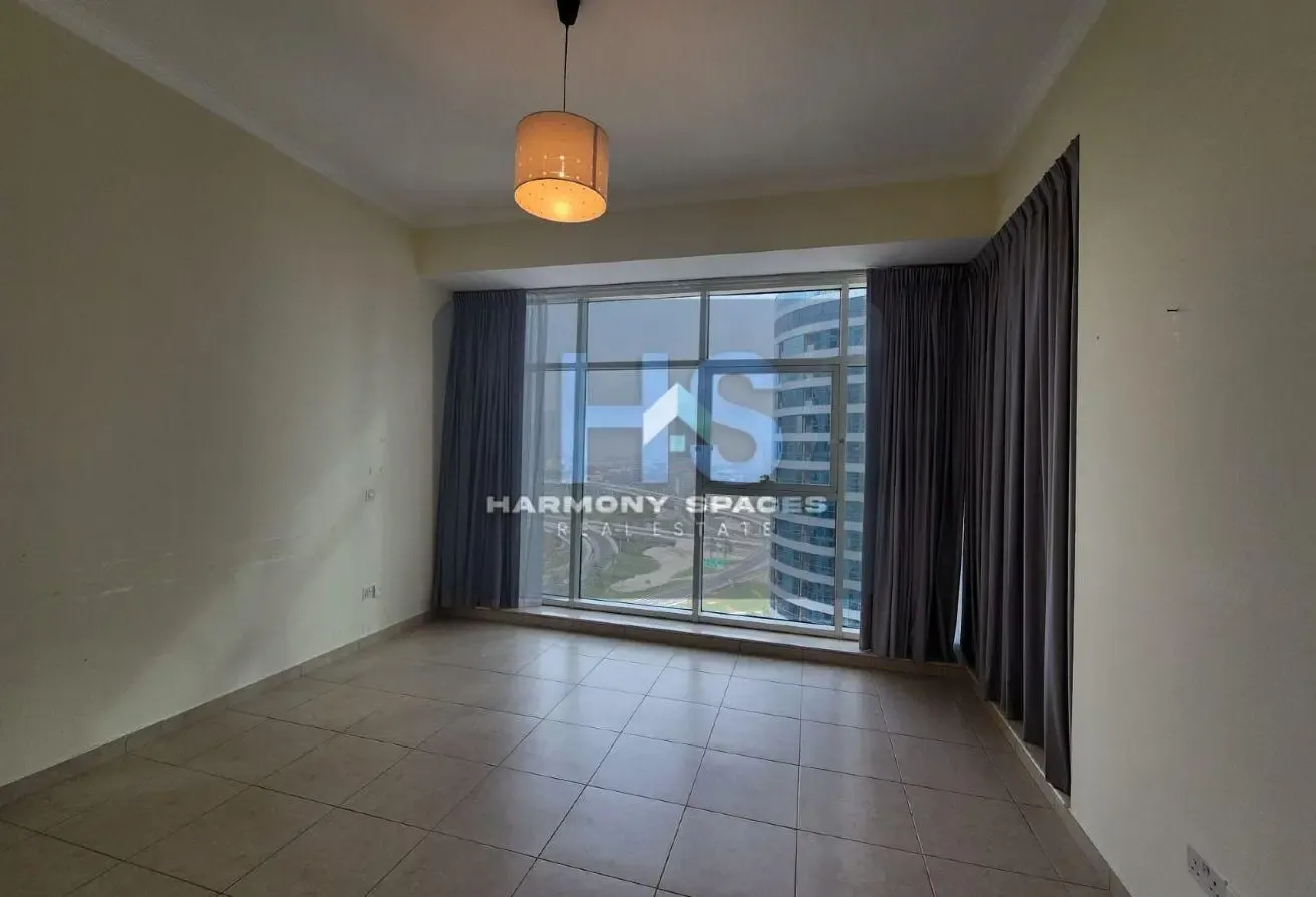 2BHK plus Maid room - Lake View - Close to metro