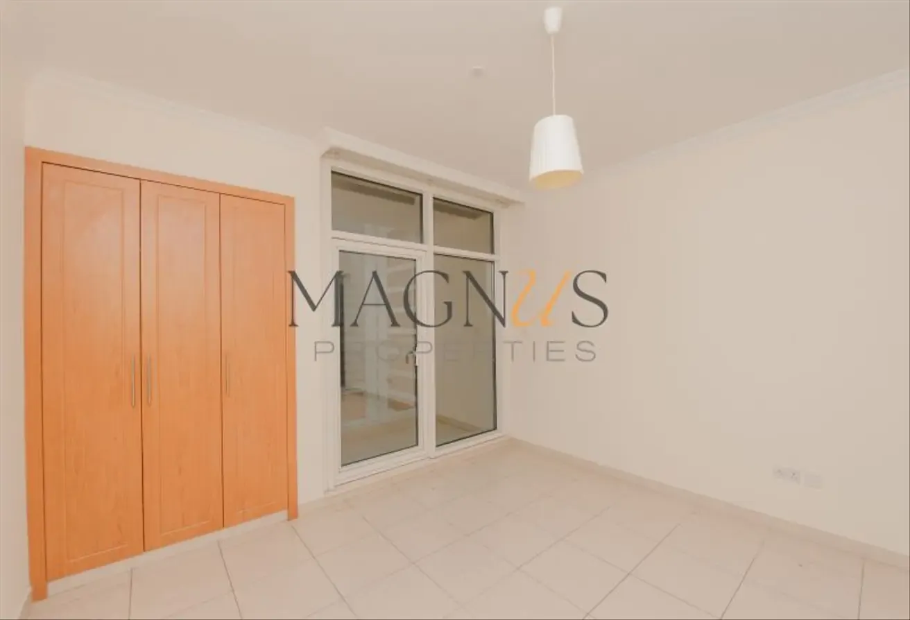 MARINA AND LAKE VIEW | WELL MAINTAINED | LARGE 2 BED PLUS MAID