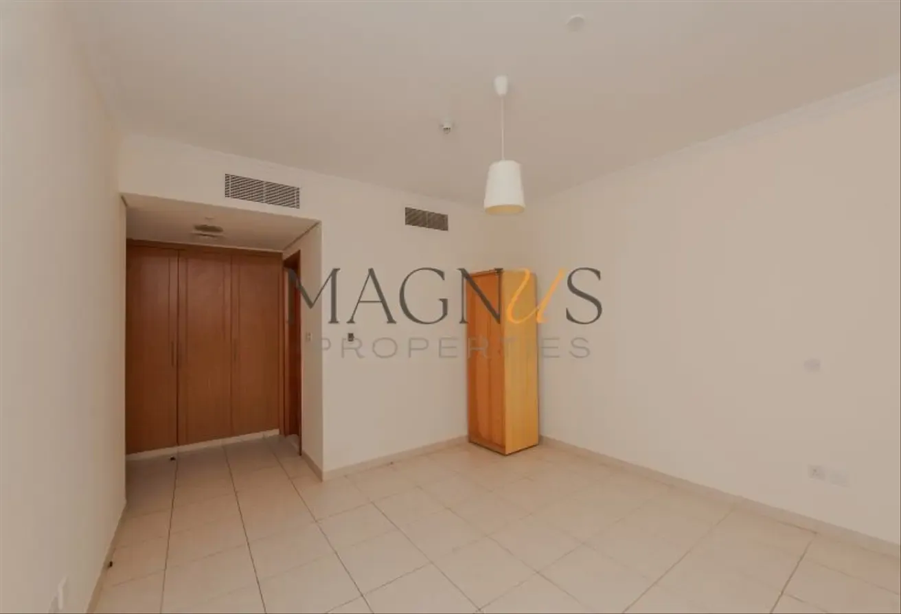 MARINA AND LAKE VIEW | WELL MAINTAINED | LARGE 2 BED PLUS MAID