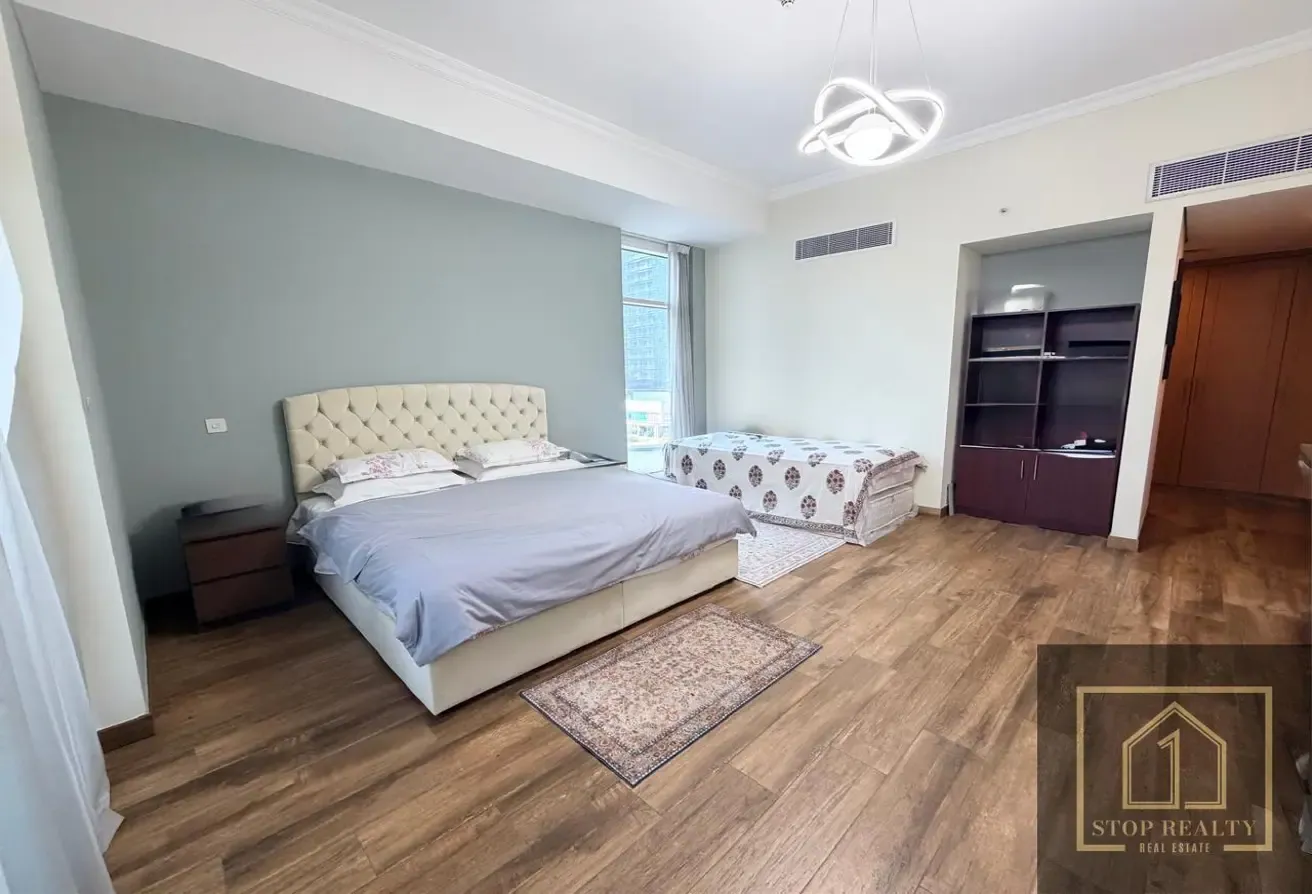 EXCLUSIVE | UPGRADED | SPACIOUS | BEST TOWER