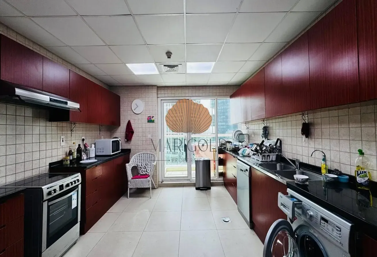 VACANT | VASTU COMPLIANT | LAKE VIEWS