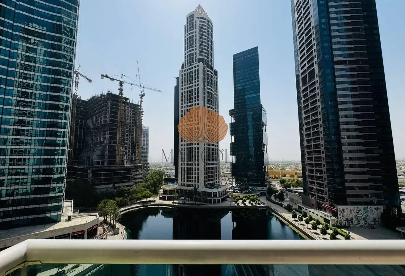 VACANT | VASTU COMPLIANT | LAKE VIEWS