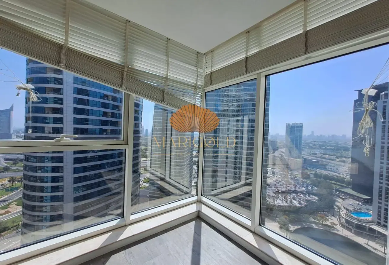 SZR VIEWS | LOW FLOOR | VACANT AUGUST