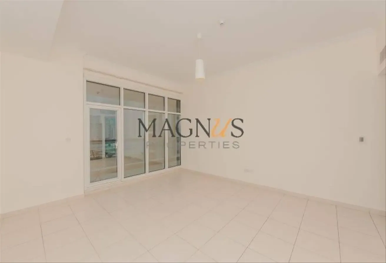 MID FLOOR | MARINA SKYLINE VIEW | VACATING SOON