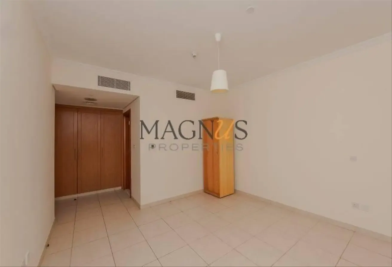 MID FLOOR | MARINA SKYLINE VIEW | VACATING SOON