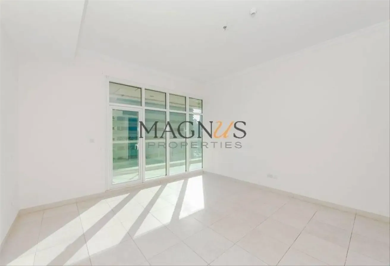 LAKE VIEW | READY TO MOVE | WELL MAINTAINED