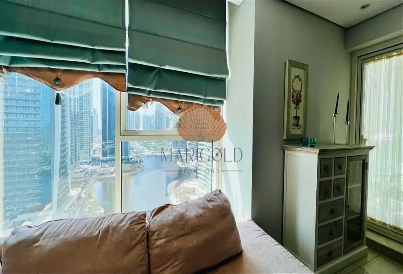 FURNISHED I VASTU COMPLIANT I SPACIOUS LAYOUT