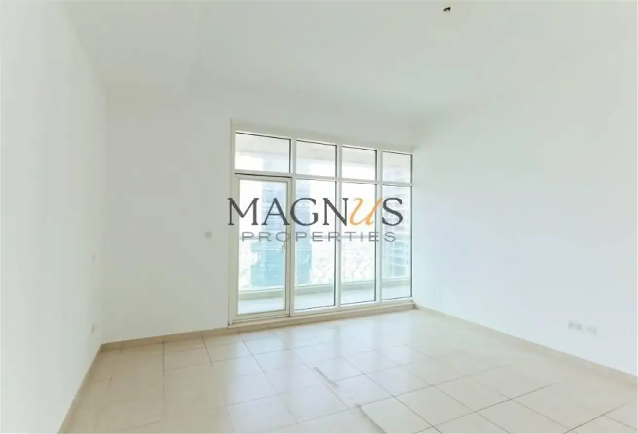 VASTU COMPLAINT | LAKE VIEW | HIGH FLOOR
