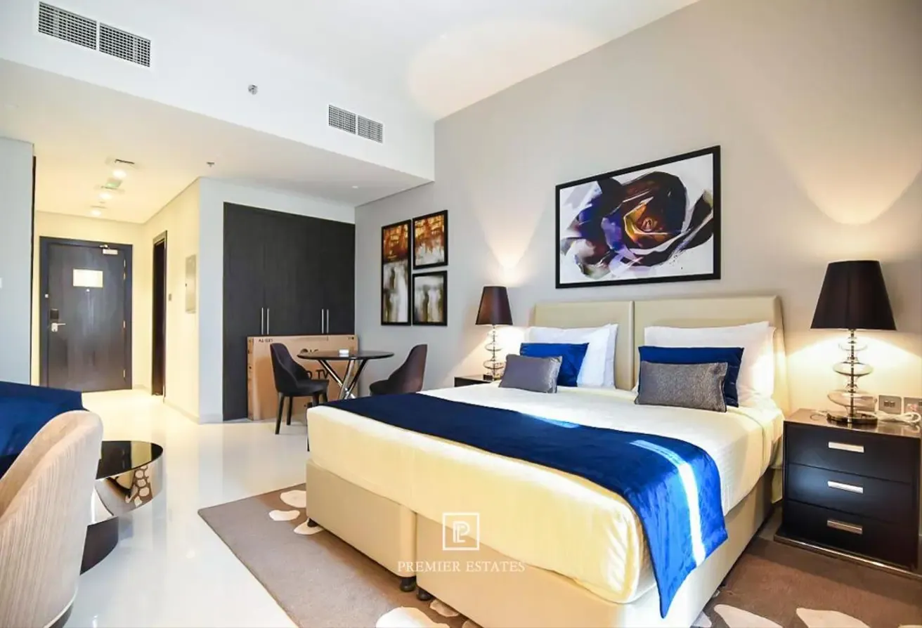 Exclusive | Pool Views | Fully furnished