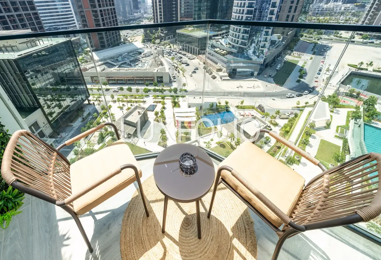 SUMMER OFFER NEWLY FURNISHED STUDIO PENINSULA THREE.