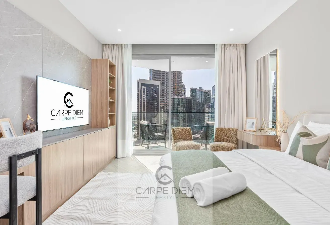 Luxury Furnished Studio | Waterfront Living | All