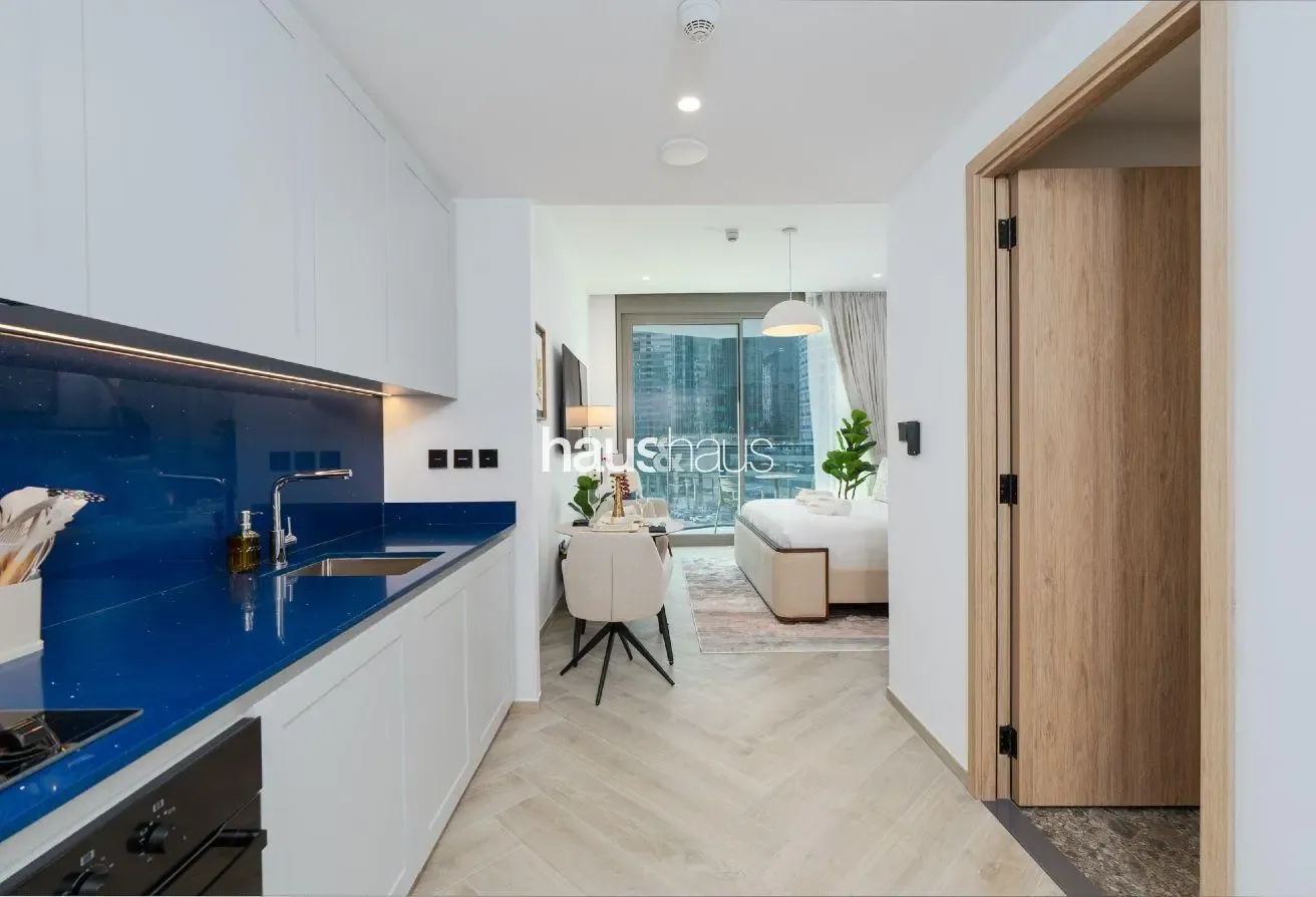 Brand New | Contemporary Studio | Business Hub