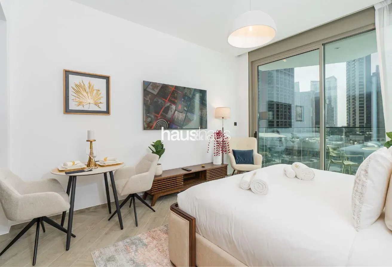 Brand New | Contemporary Studio | Business Hub