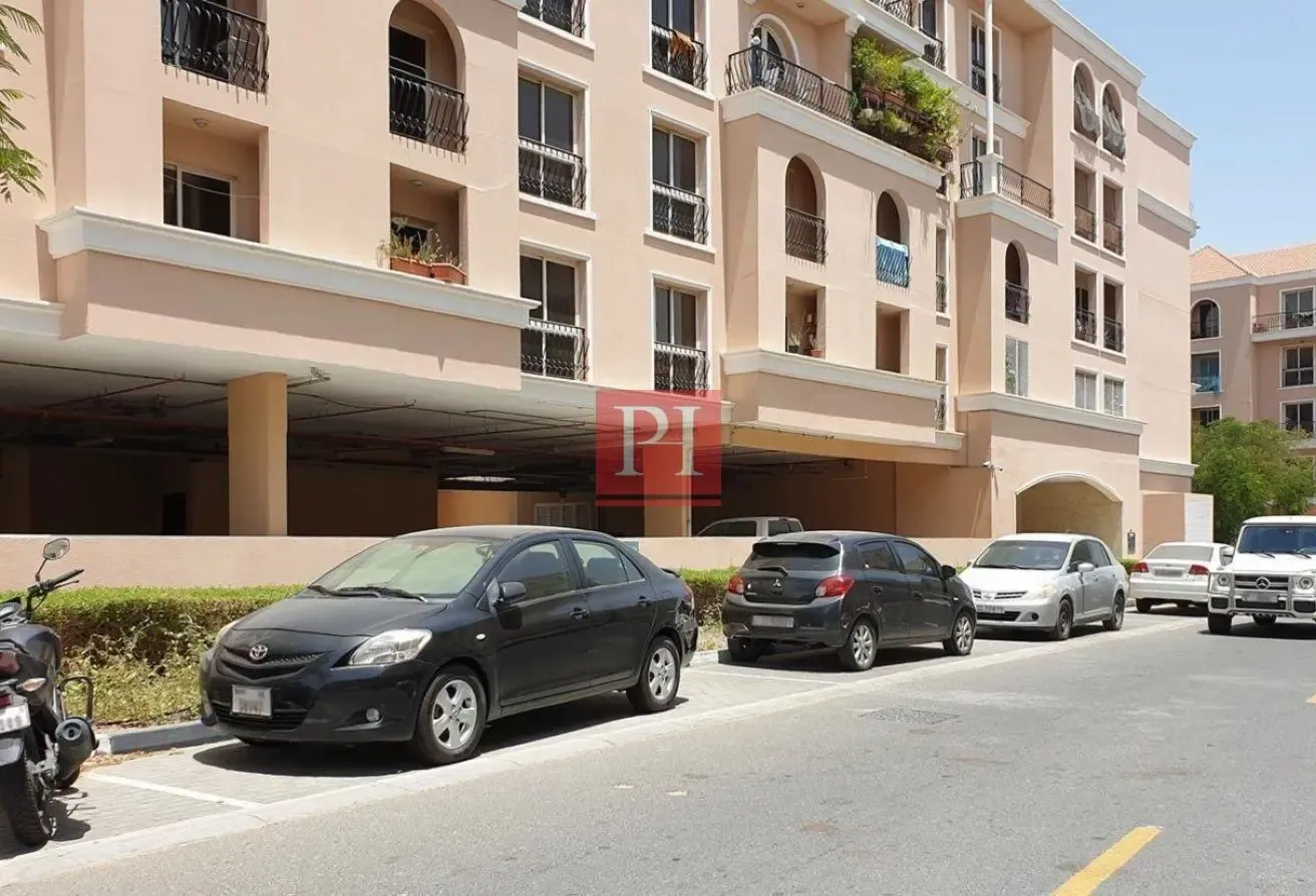 PRIME LOCATION /SPACIOUS/ELEGANT 2BHK APARTMENT