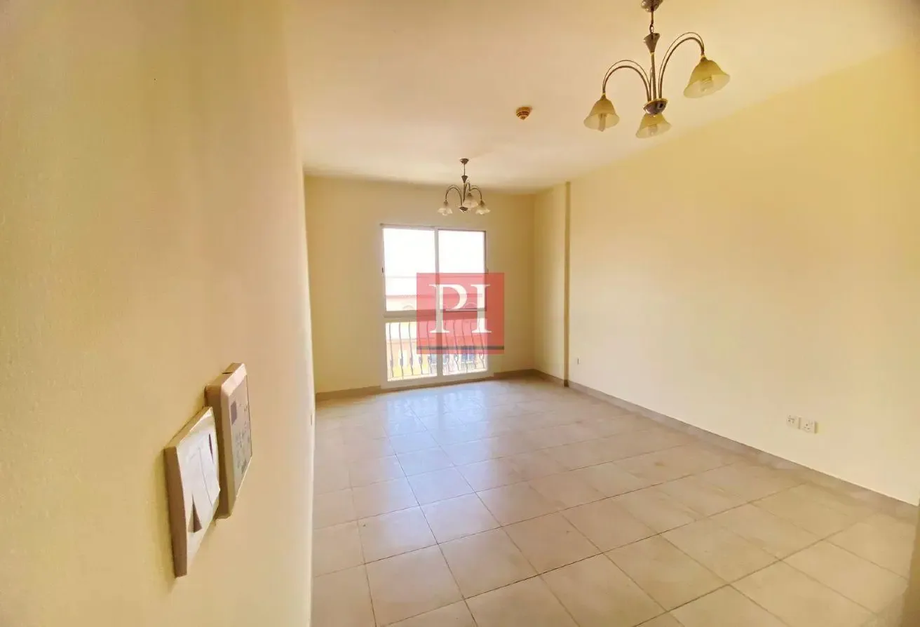 PRIME LOCATION /SPACIOUS/ELEGANT 2BHK APARTMENT