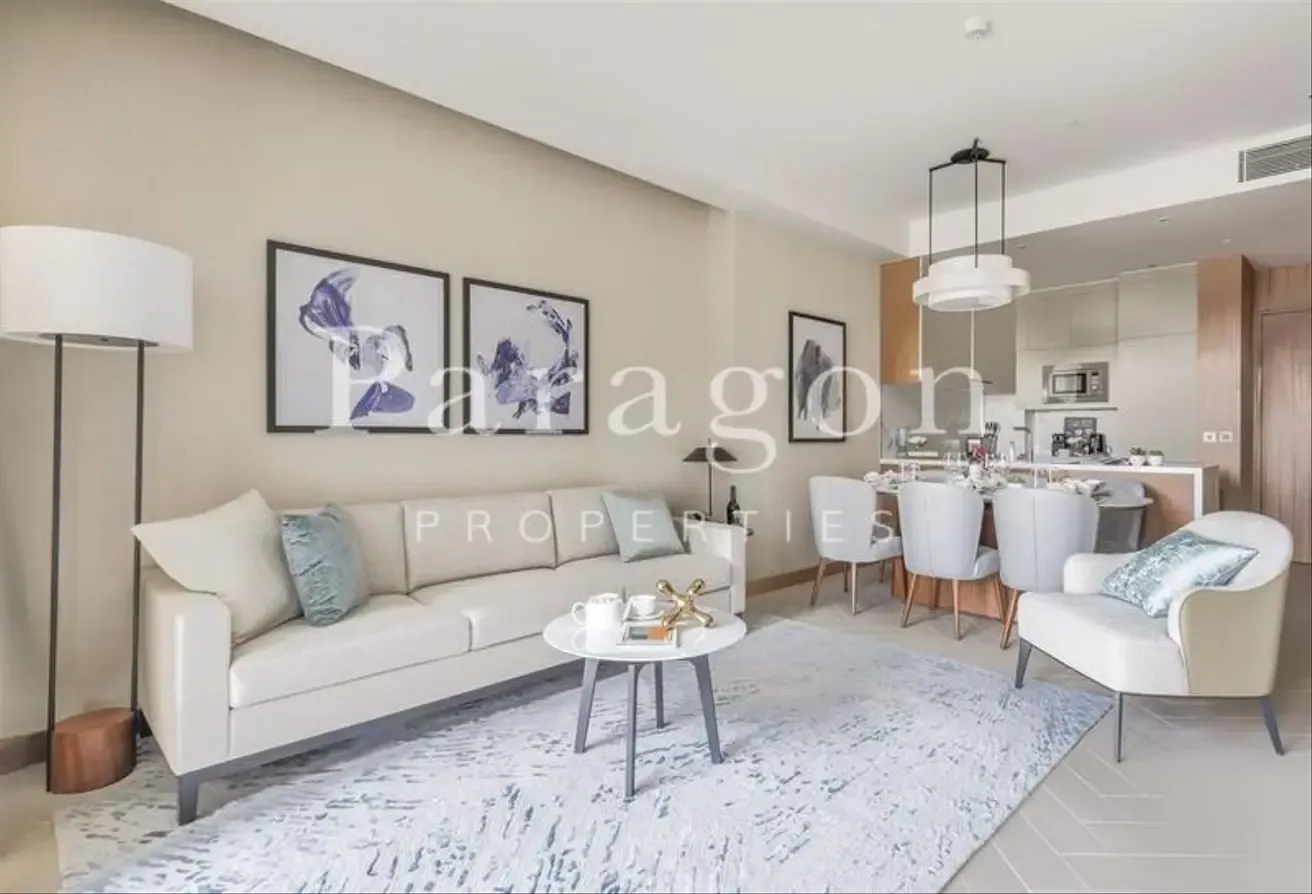 03 Series - Vacant - Branded Residence Specialist