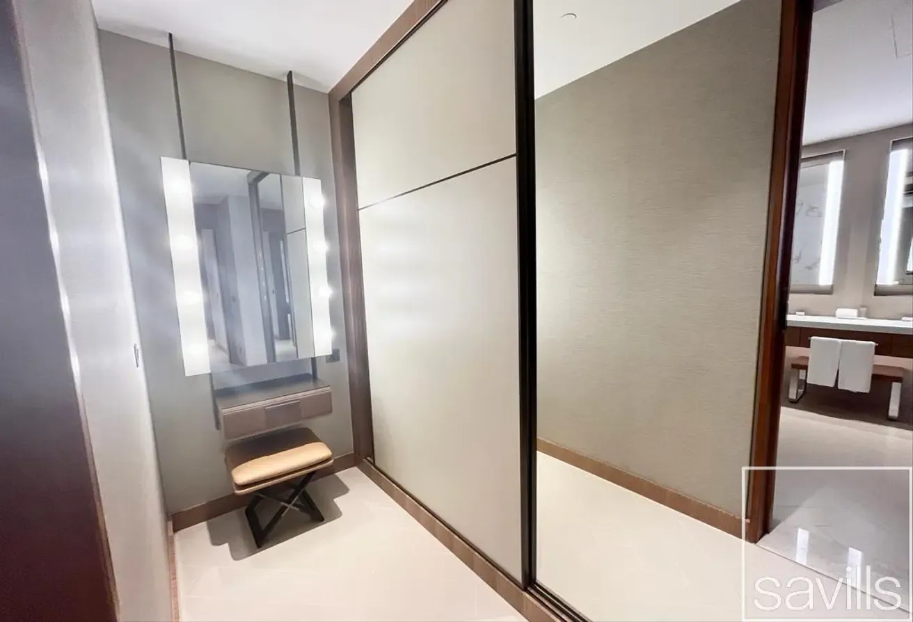 Skyline Serenity | Luxury Living | Prime Location