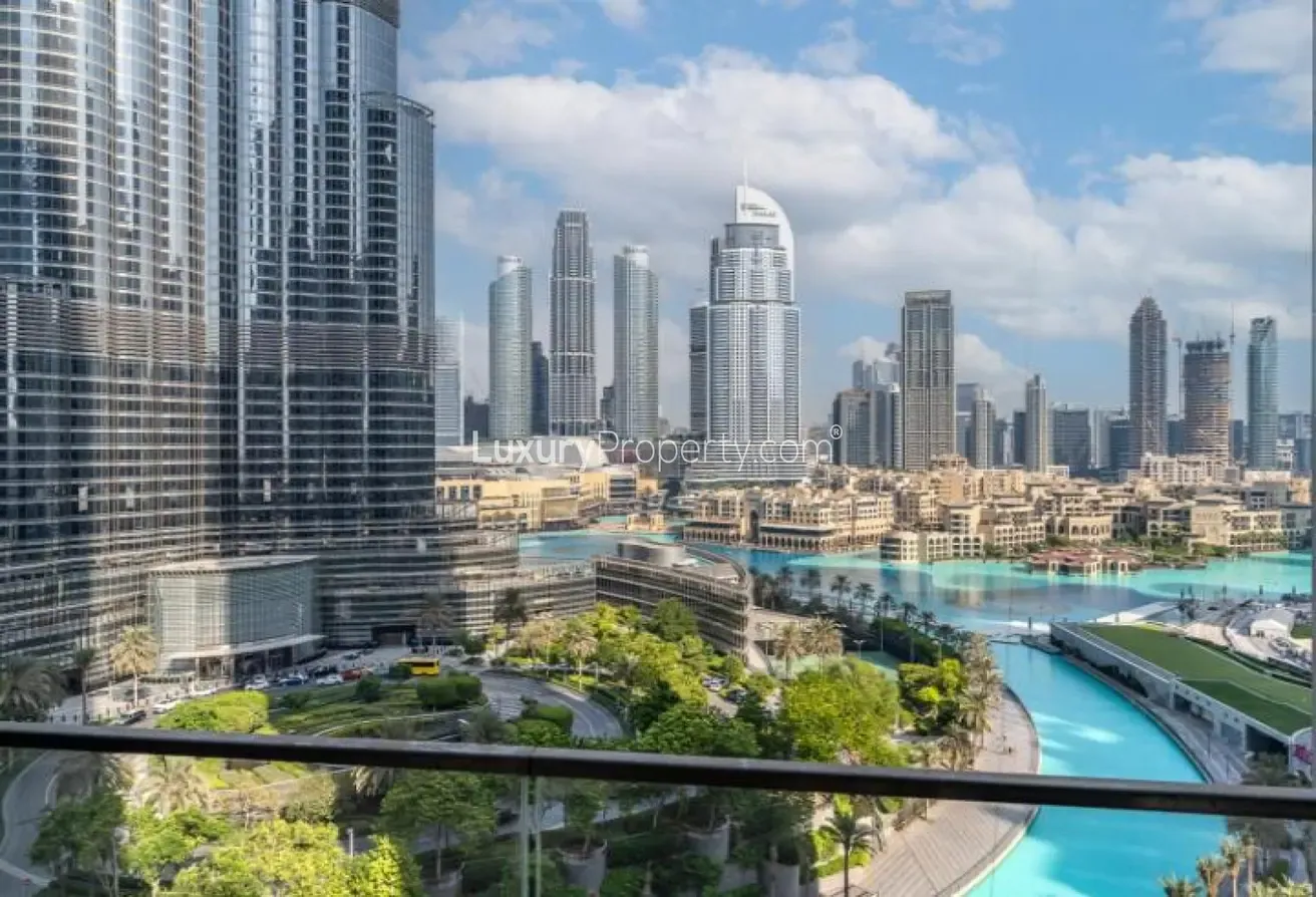 Burj Khalifa and Fountain View | Ready | Furnished