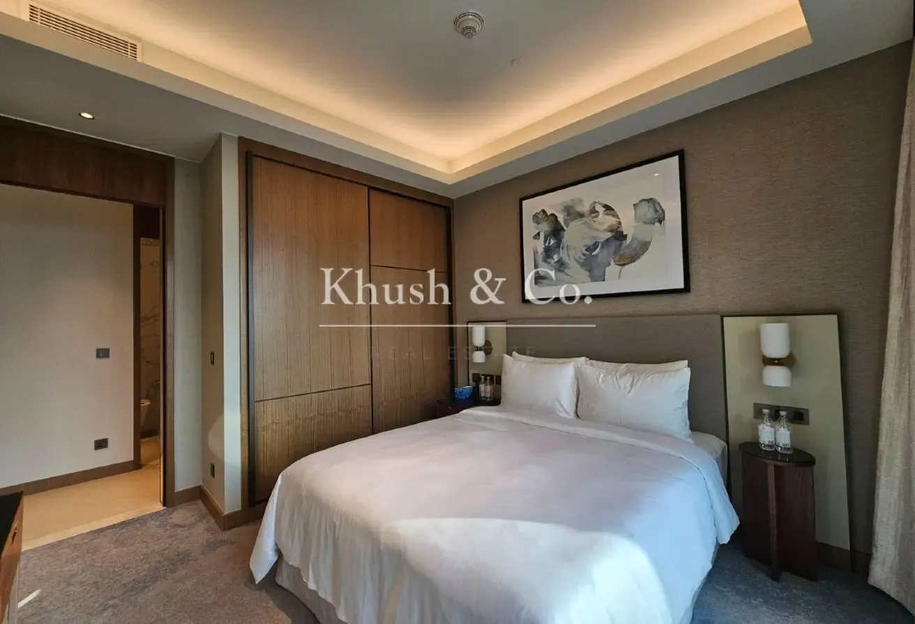 High Floor Apartment | Sunset & Sea Views