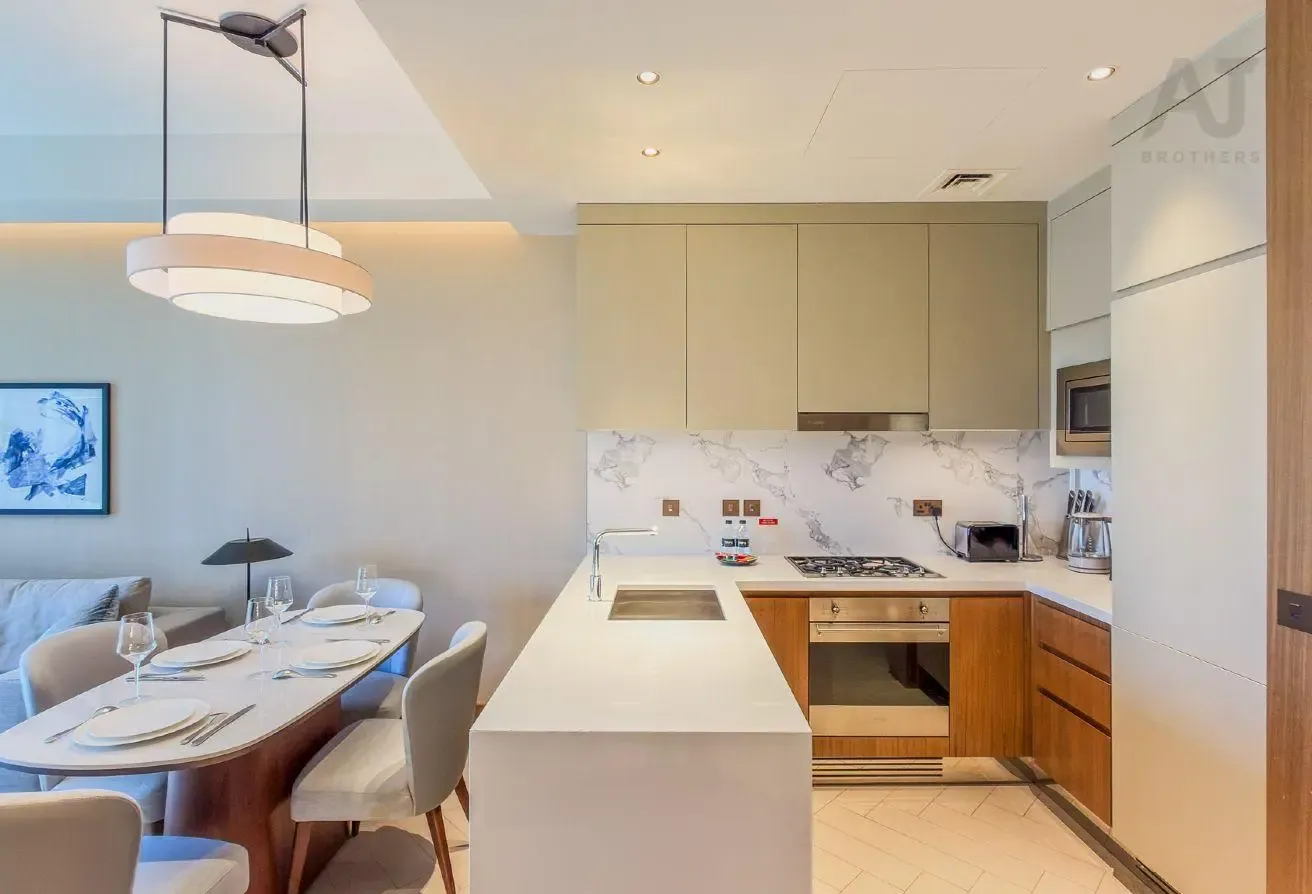 Premium Floor | Fully Equipped | Bills Inclusive!!