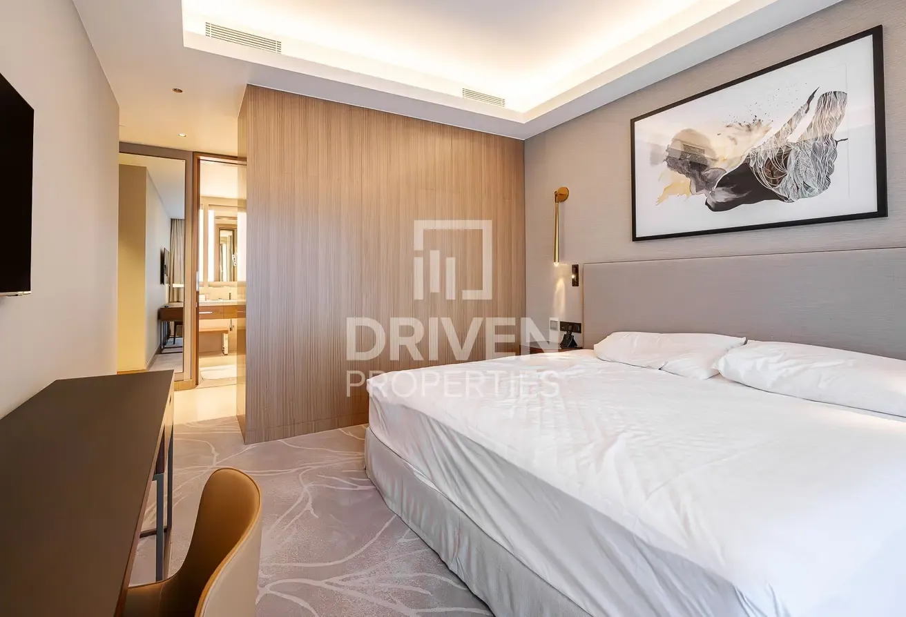Excellent Condition | High Floor | Vacant
