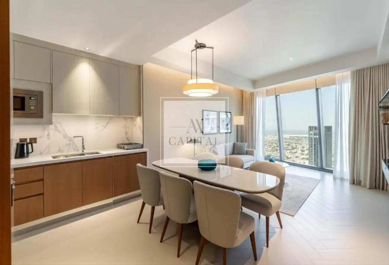 Sea and city view | High floor| Balcony