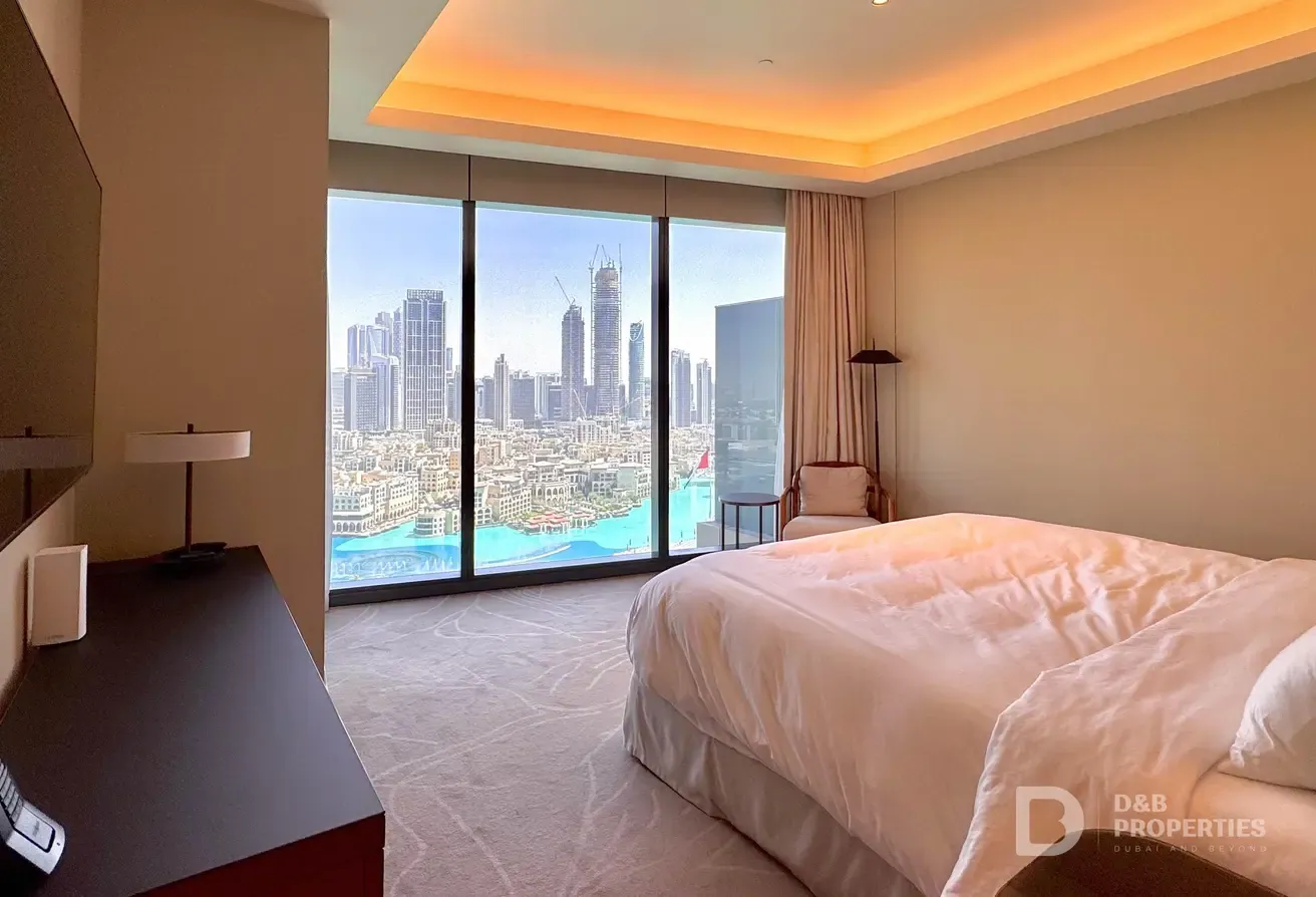 BURJ AND FOUNTAIN VIEWS | LUXURY LIVING