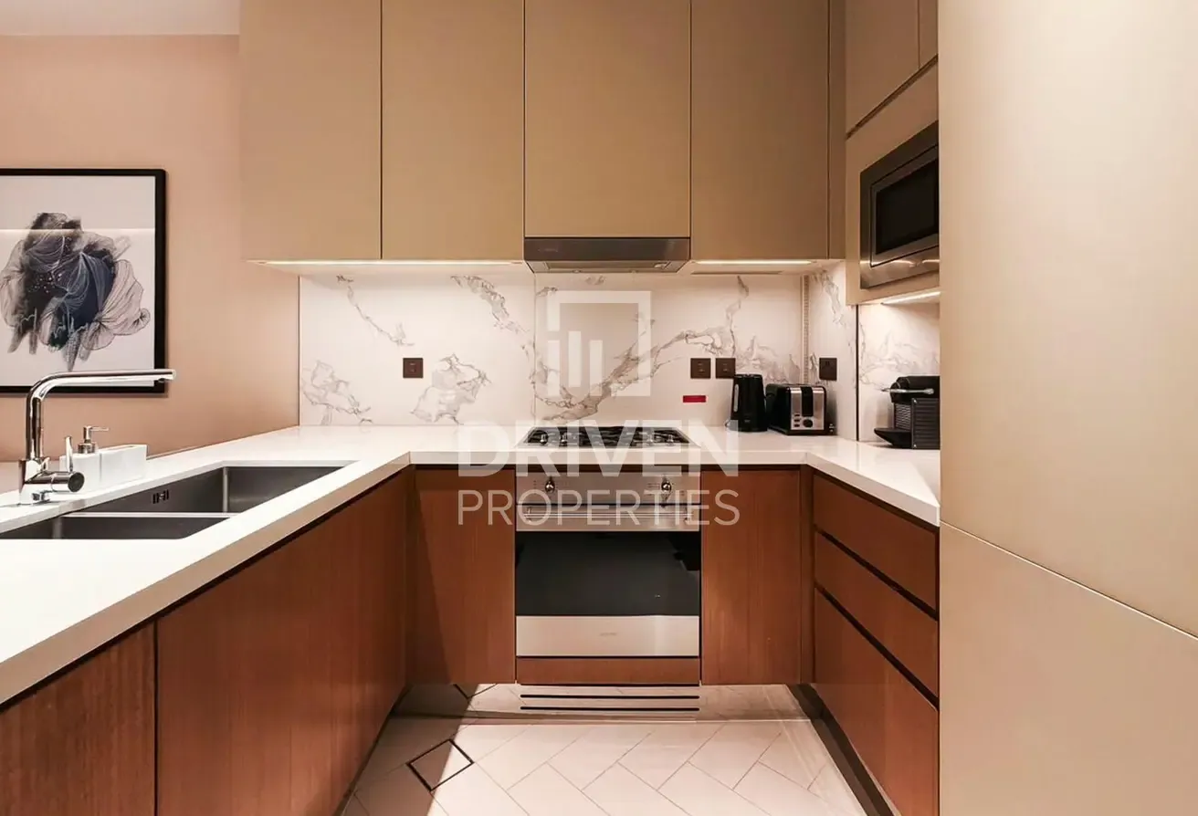 Blvd and Sea View | Vacant | Downtown Living
