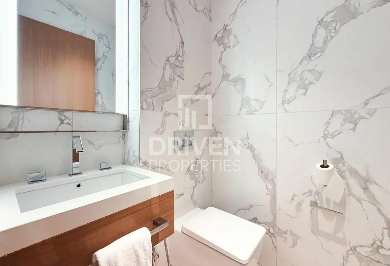 Blvd and Sea View | Vacant | Downtown Living