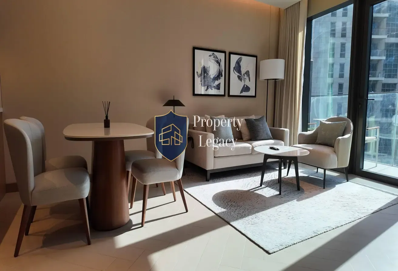 Vacant | Furnished | Skyline View | 6 Month Option
