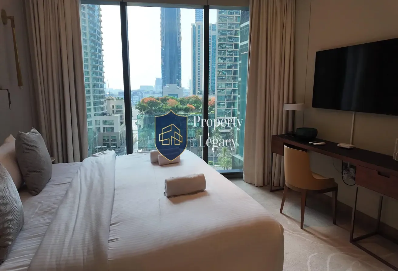 Vacant | Furnished | Skyline View | 6 Month Option