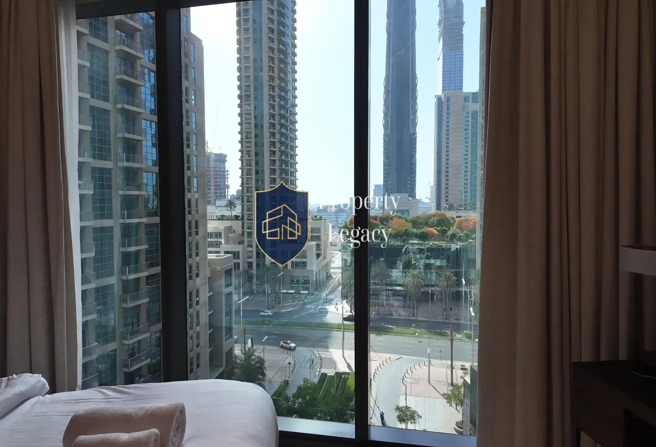Vacant | Furnished | Skyline View | 6 Month Option